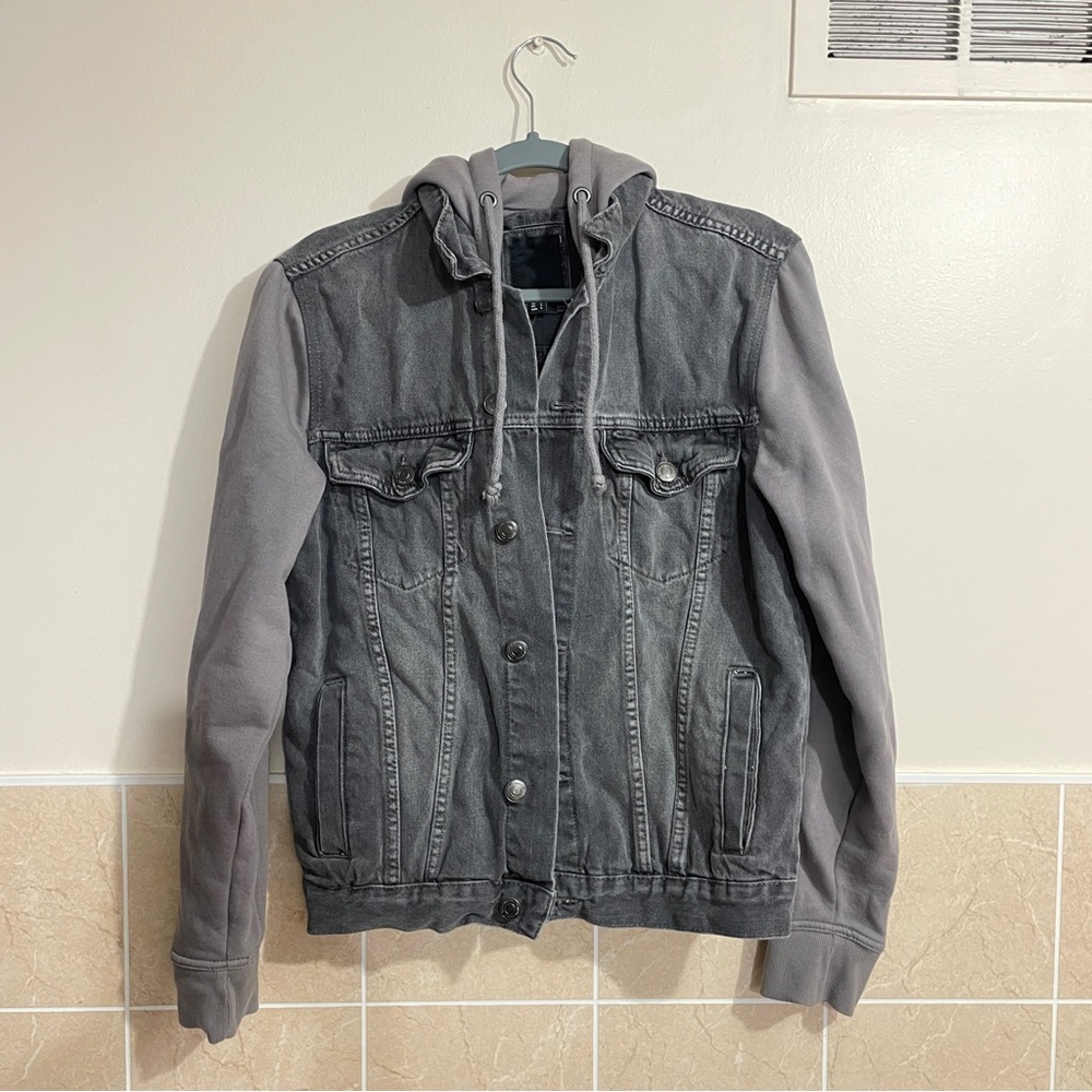 Men's Dark Gray Denim Jacket with Hoodie